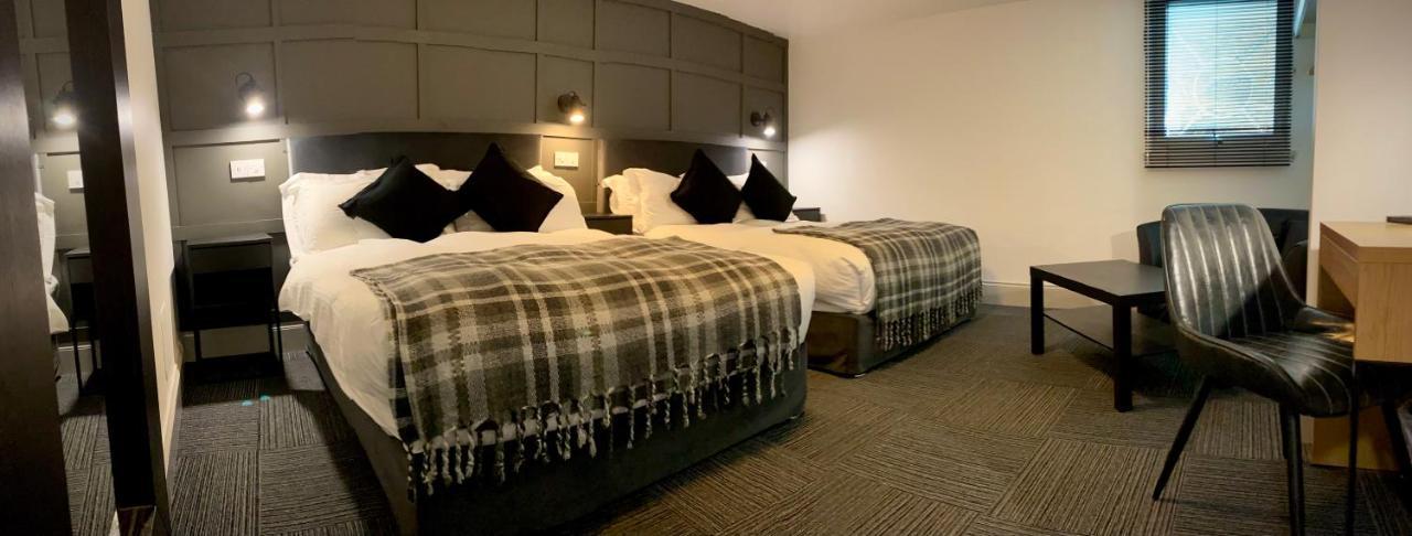 אברדין Siberia Bar & Hotel מראה חיצוני תמונה